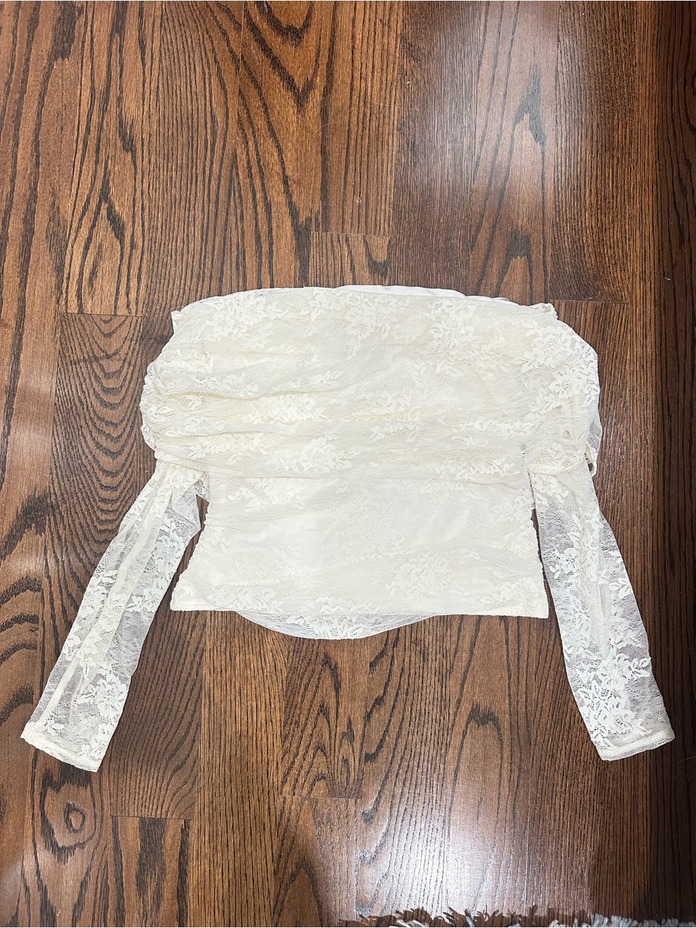 Abercrombie & Fitch white lace off the shoulder top